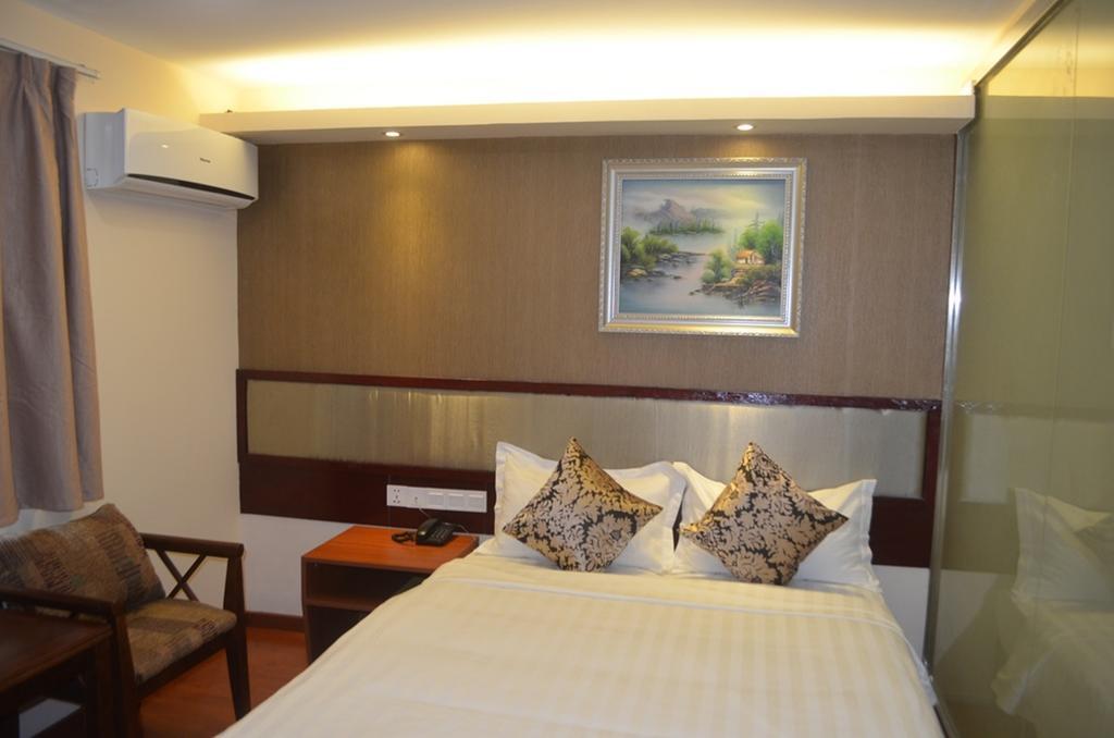Good Luck Hotel Yangon Extérieur photo