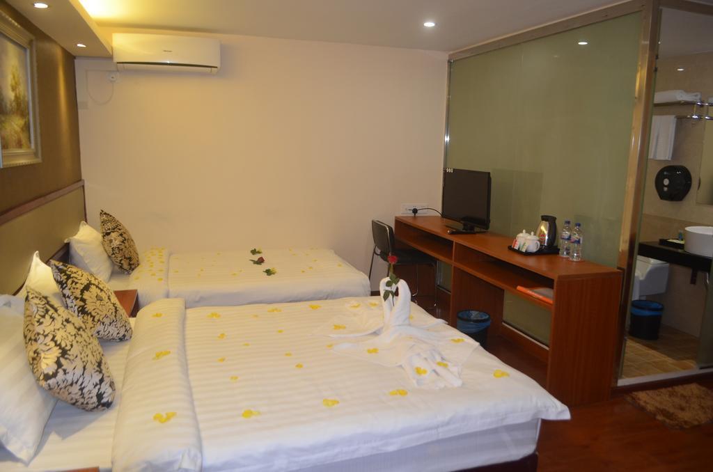 Good Luck Hotel Yangon Extérieur photo